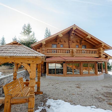 Casa Din Deal Mărişel Eksteriør billede